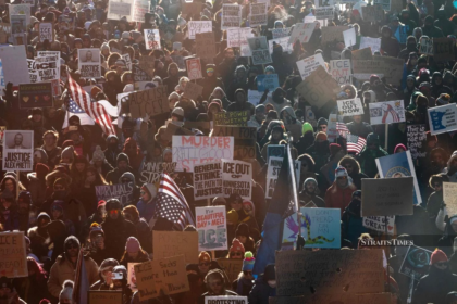 Thousands Rally in Minneapolis as Immigration Anger Boils Over — 10,000+ Protesters Ignite Nationwide Debate in 2026